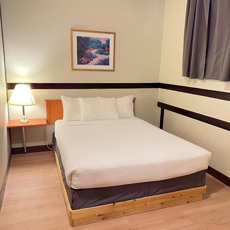 Wells Gray Inn Clearwater Extérieur photo