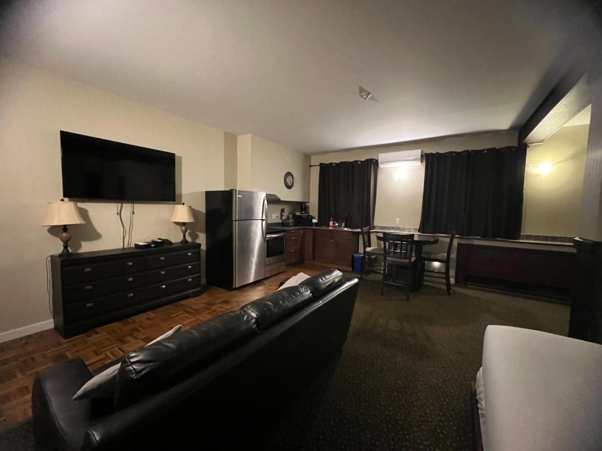 Wells Gray Inn Clearwater Extérieur photo