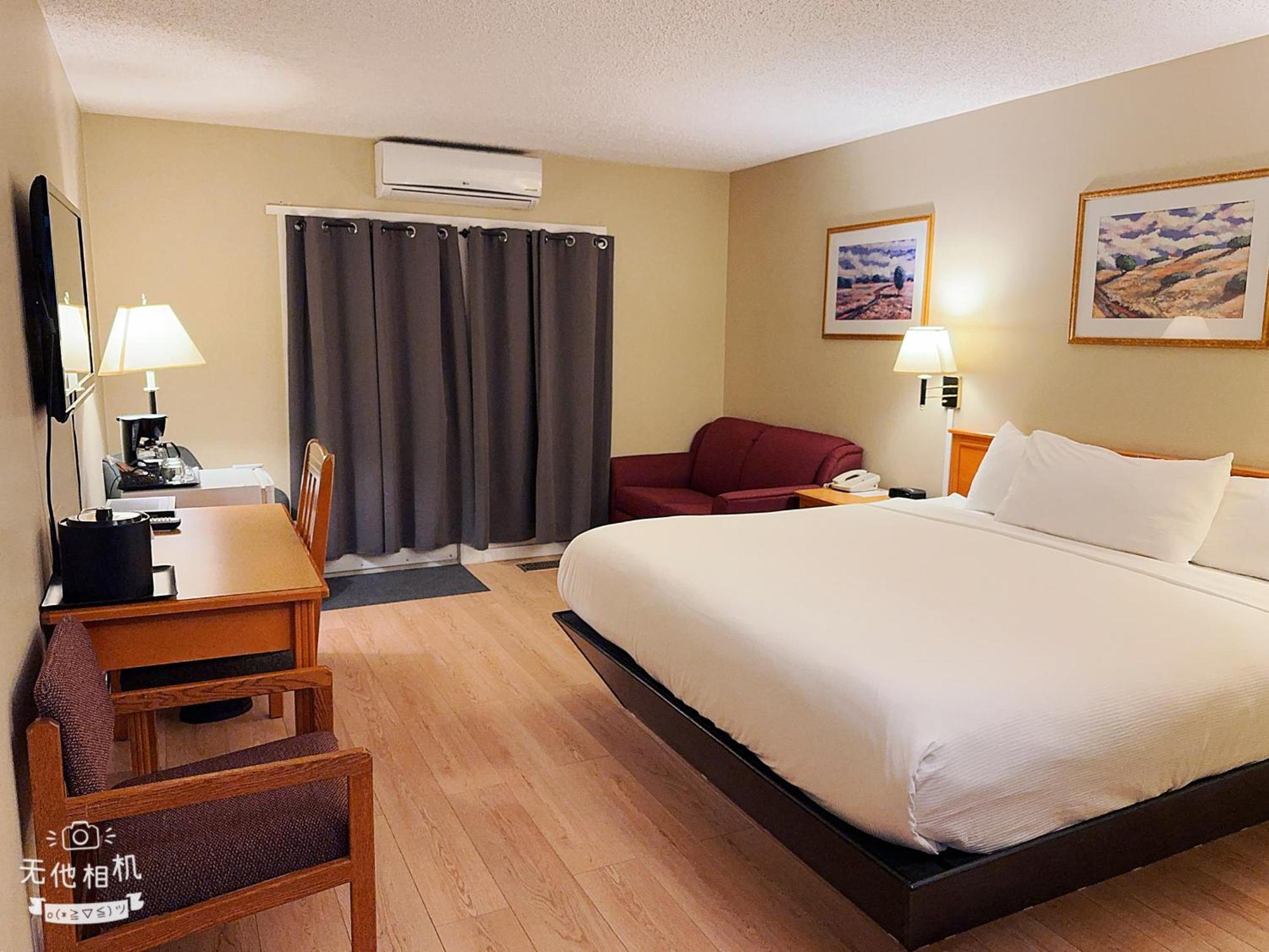 Wells Gray Inn Clearwater Extérieur photo
