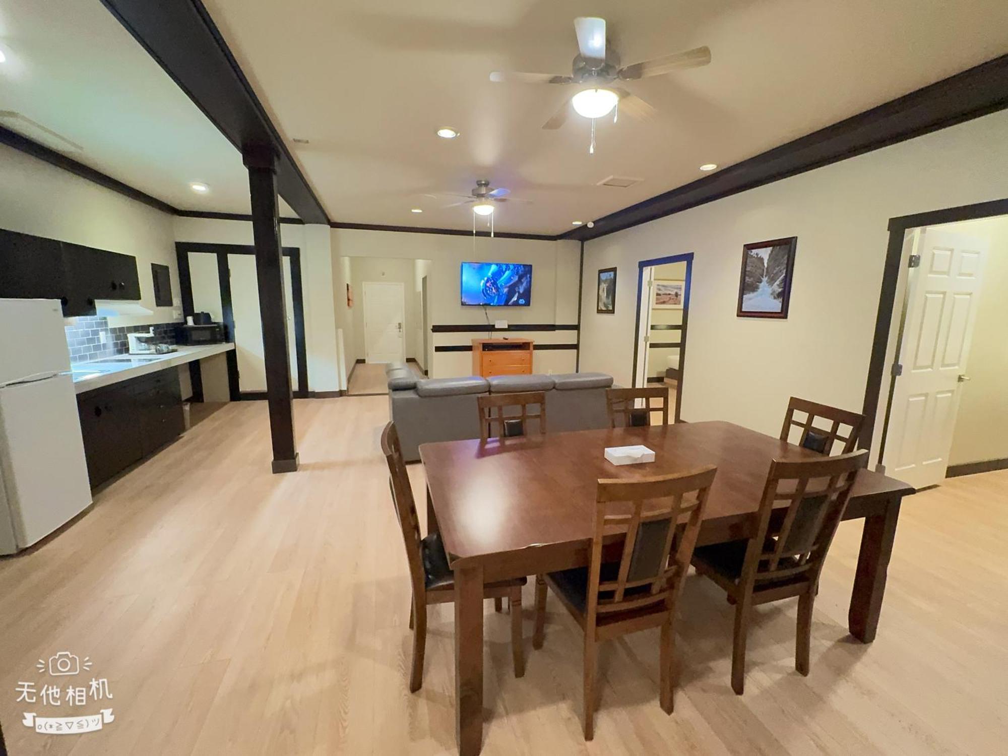 Wells Gray Inn Clearwater Extérieur photo